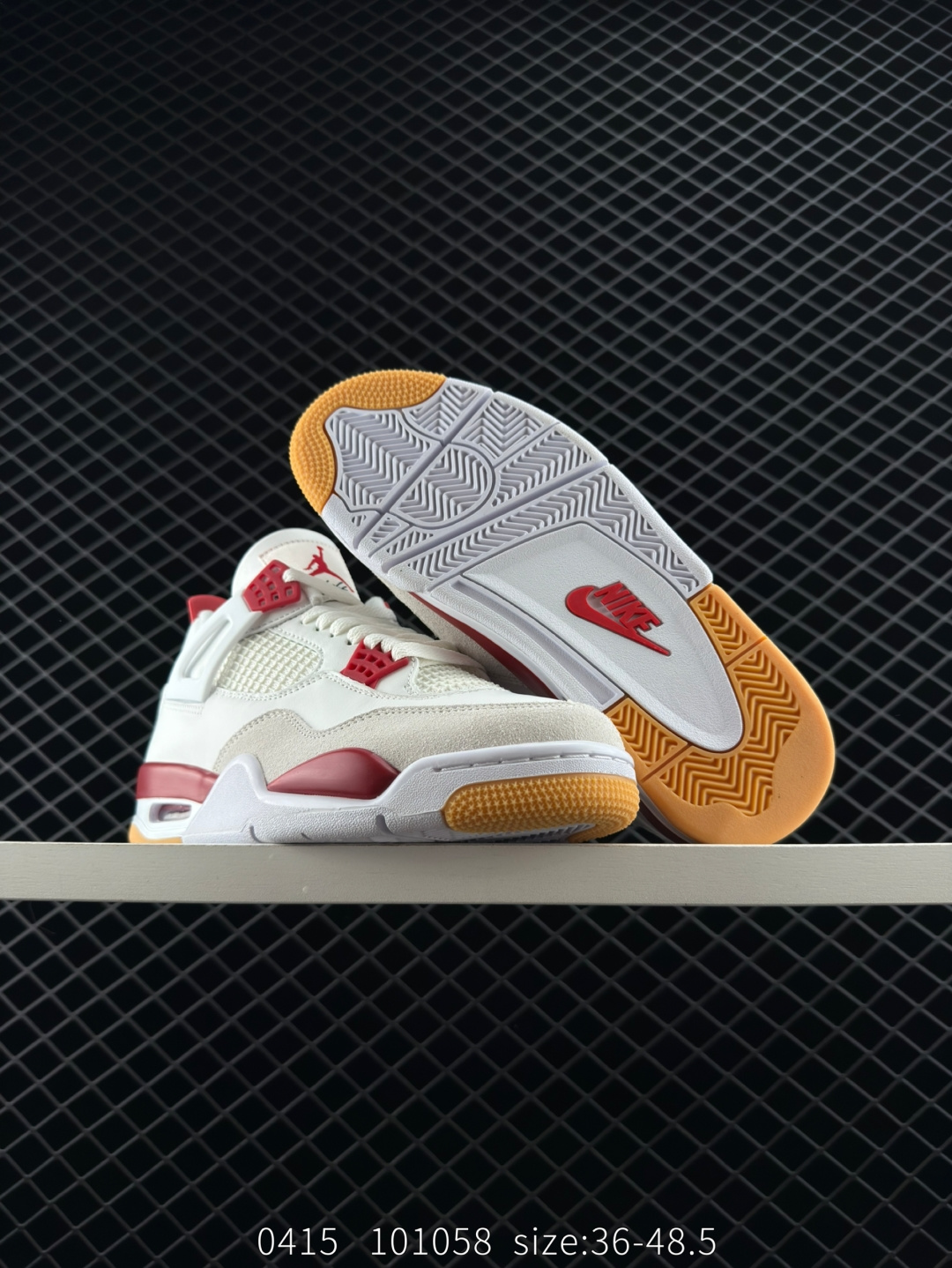 Nike Air Jordan 4 Retro